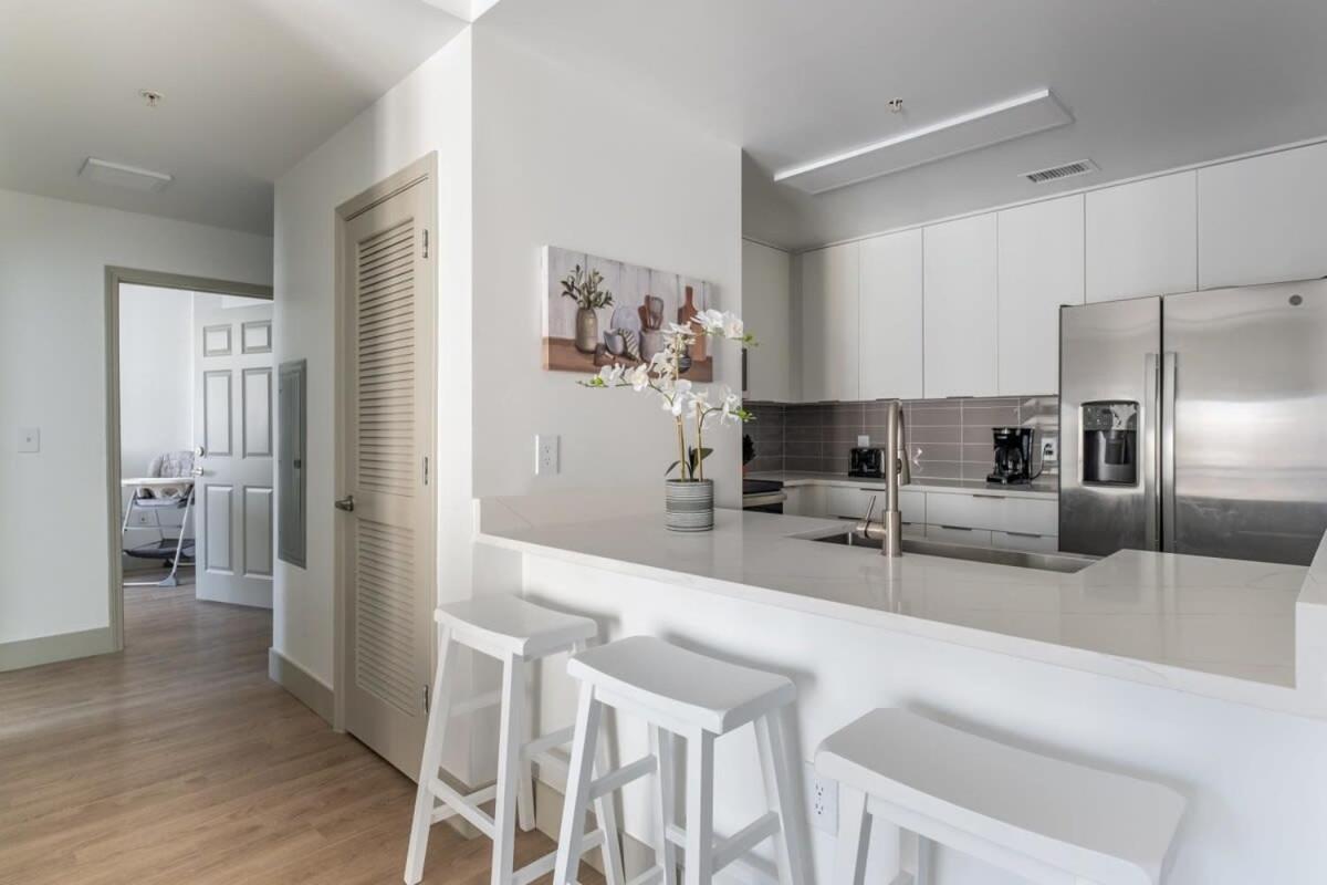 3Br Modern Downtown Apartment With Gym & Office ชาร์ล็อต ภายนอก รูปภาพ